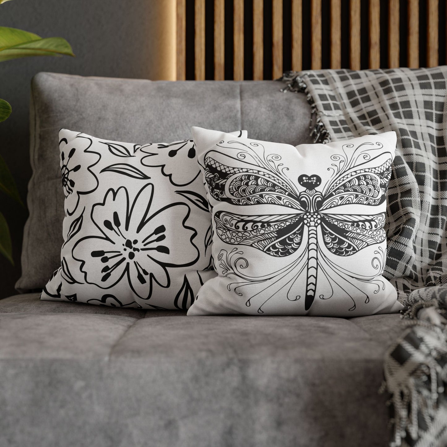 Elegant Black and White Dragonfly Pillowcase, Decorative Throw Pillow Cover, Modern Home Decor, Gift for Nature Lovers, Cozy Living Room Accent